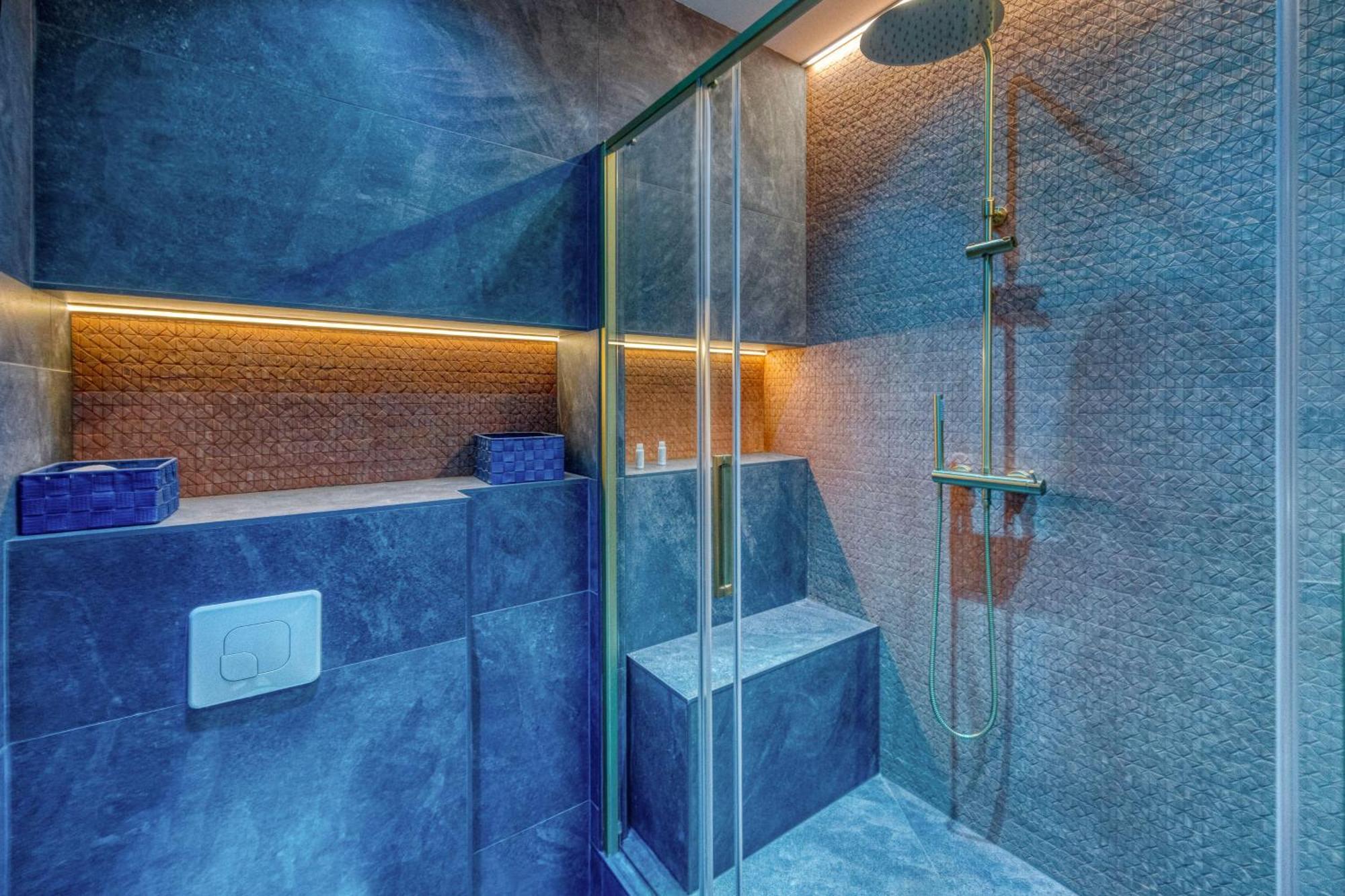 Le Blue Love - Love Room - Championnet Grenoble Kültér fotó